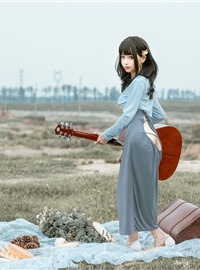 Dummo NO.122 Guitar sister(39)